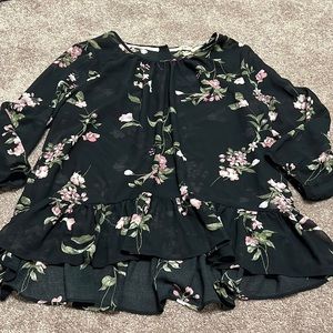 Size xl juniors top excellent condition